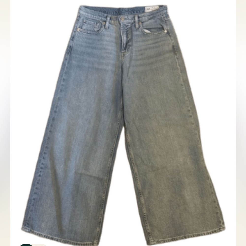 GAP Light Wash Baggy Wide Leg Jeans